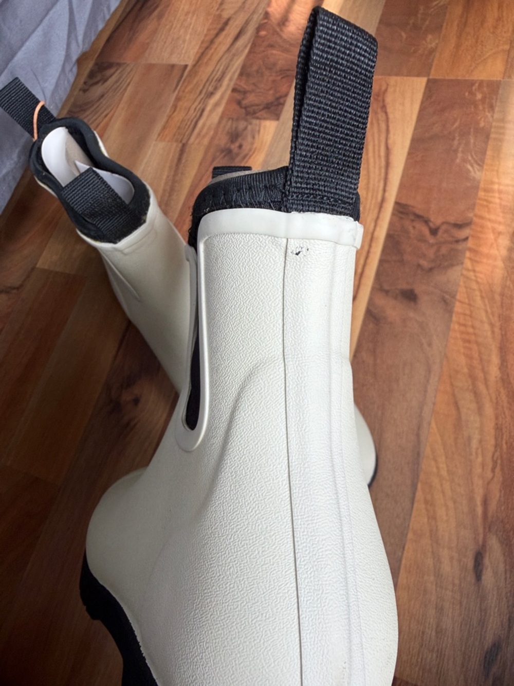Quince Waterproof Ankle Chelsea Rubber Rain Boots in Stone Quiet Luxury Size 9 - Picture 10 of 11